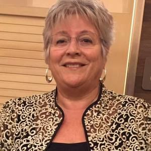 Meet your Posher, Debbie